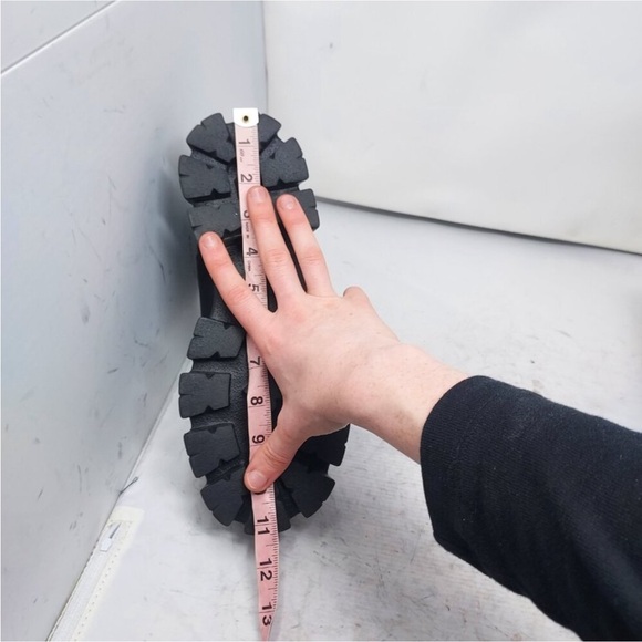 PRADA Monolith Leather Black Lug Platform Chelsea Boot size 39 - Picture 8 of 10